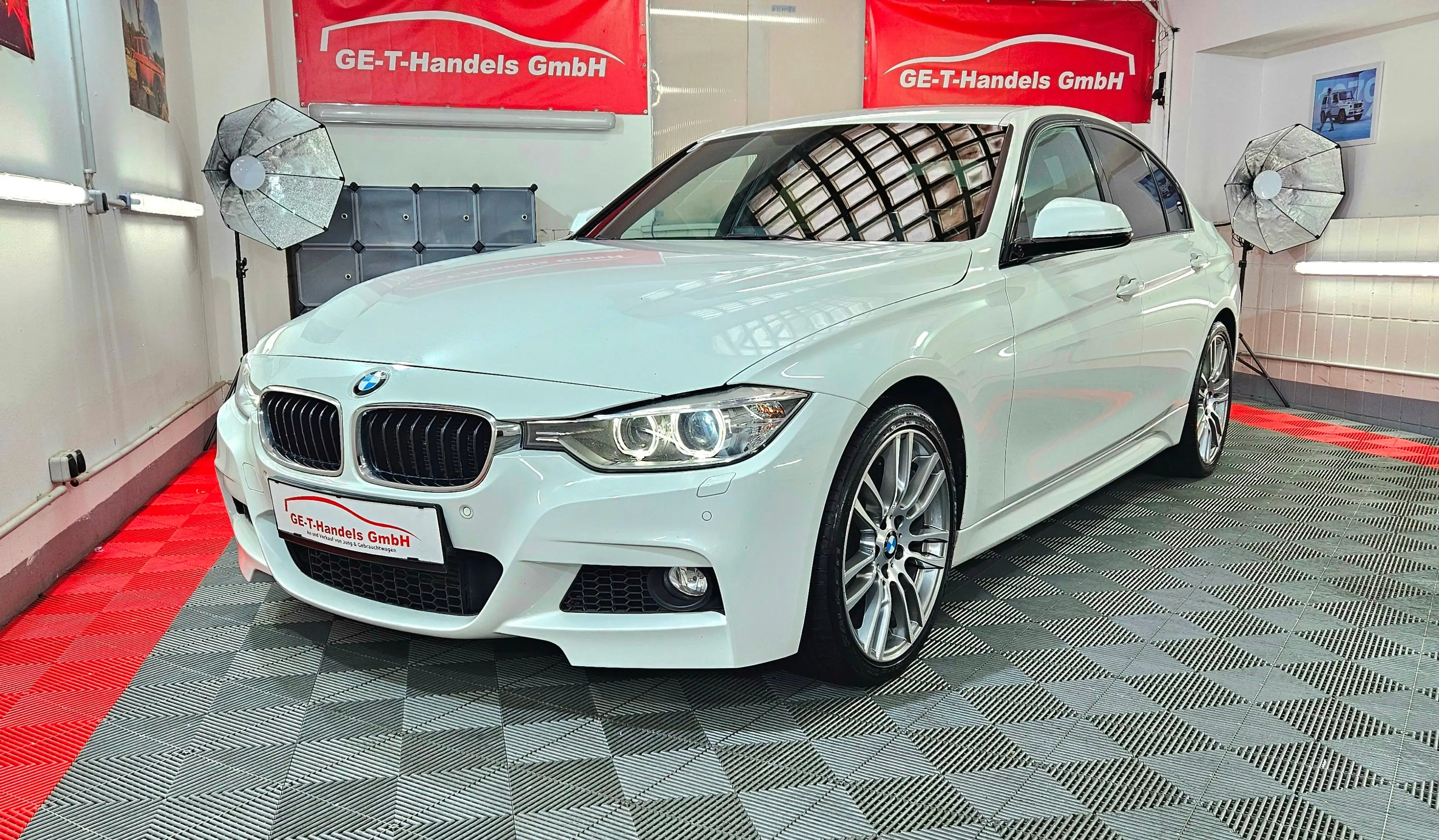BMW 328 i xDrive M-Paket Aut. LED — photo 3