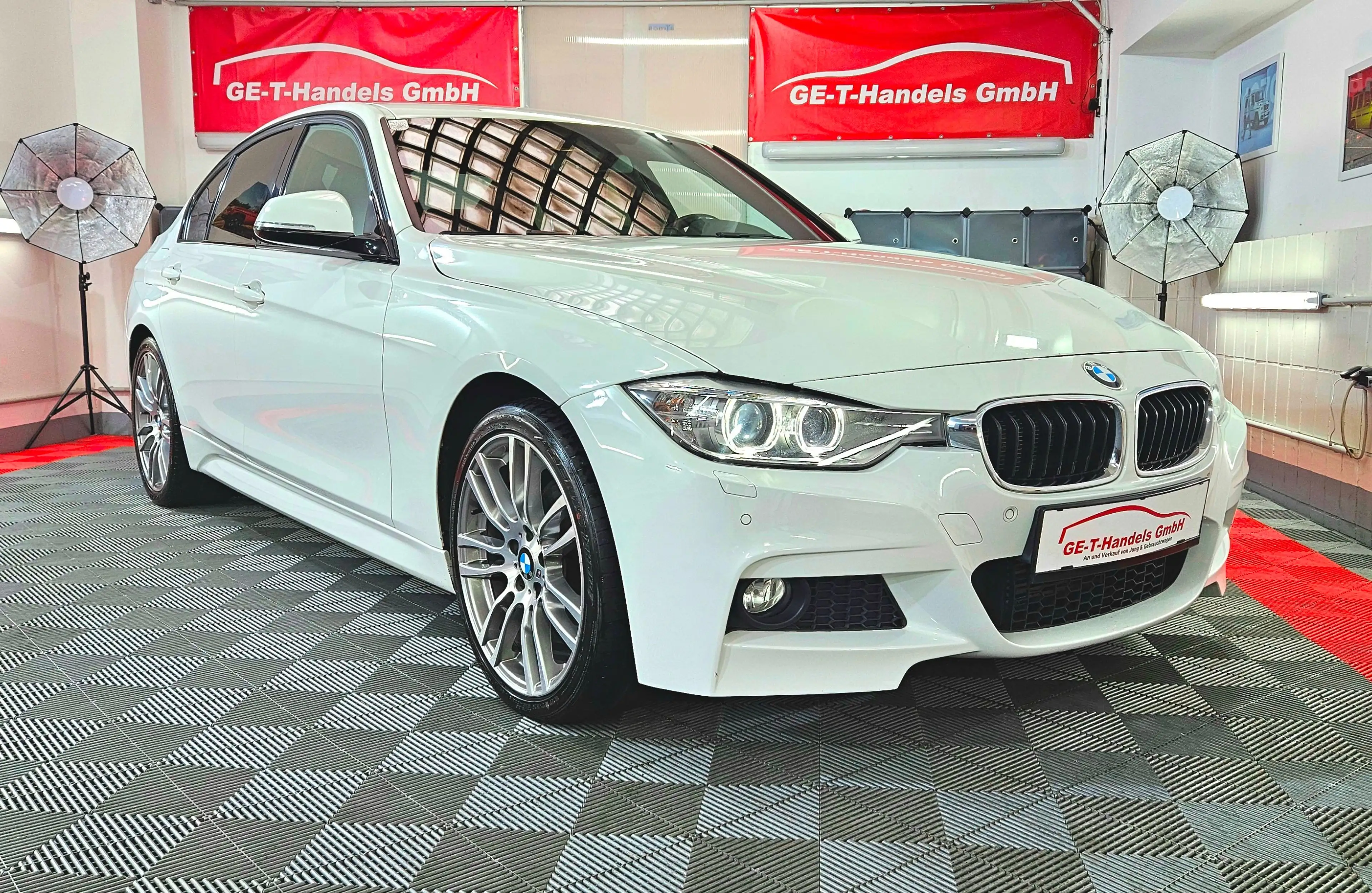 BMW 328 i xDrive M-Paket Aut. LED — photo 4