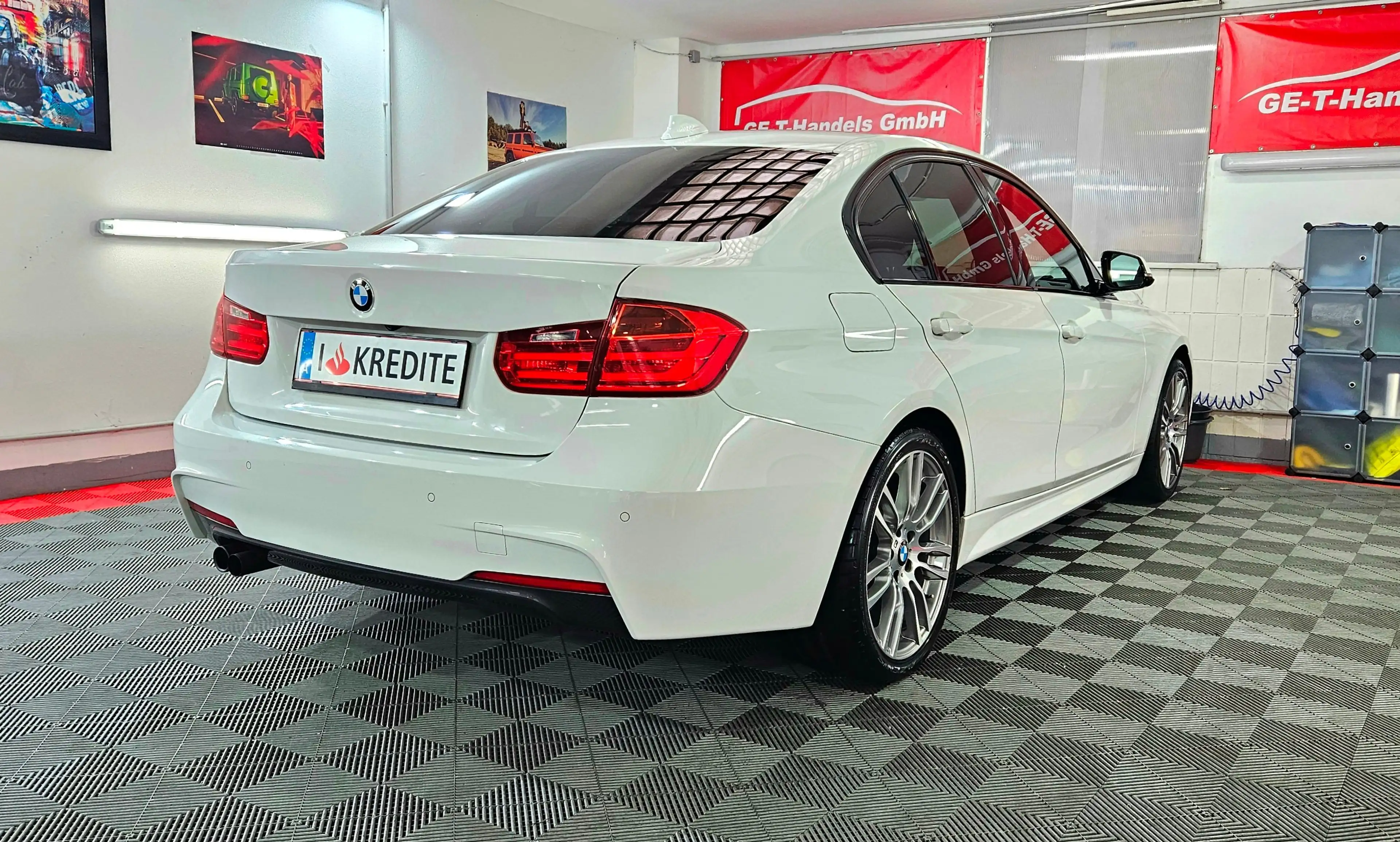 BMW 328 i xDrive M-Paket Aut. LED — photo 11