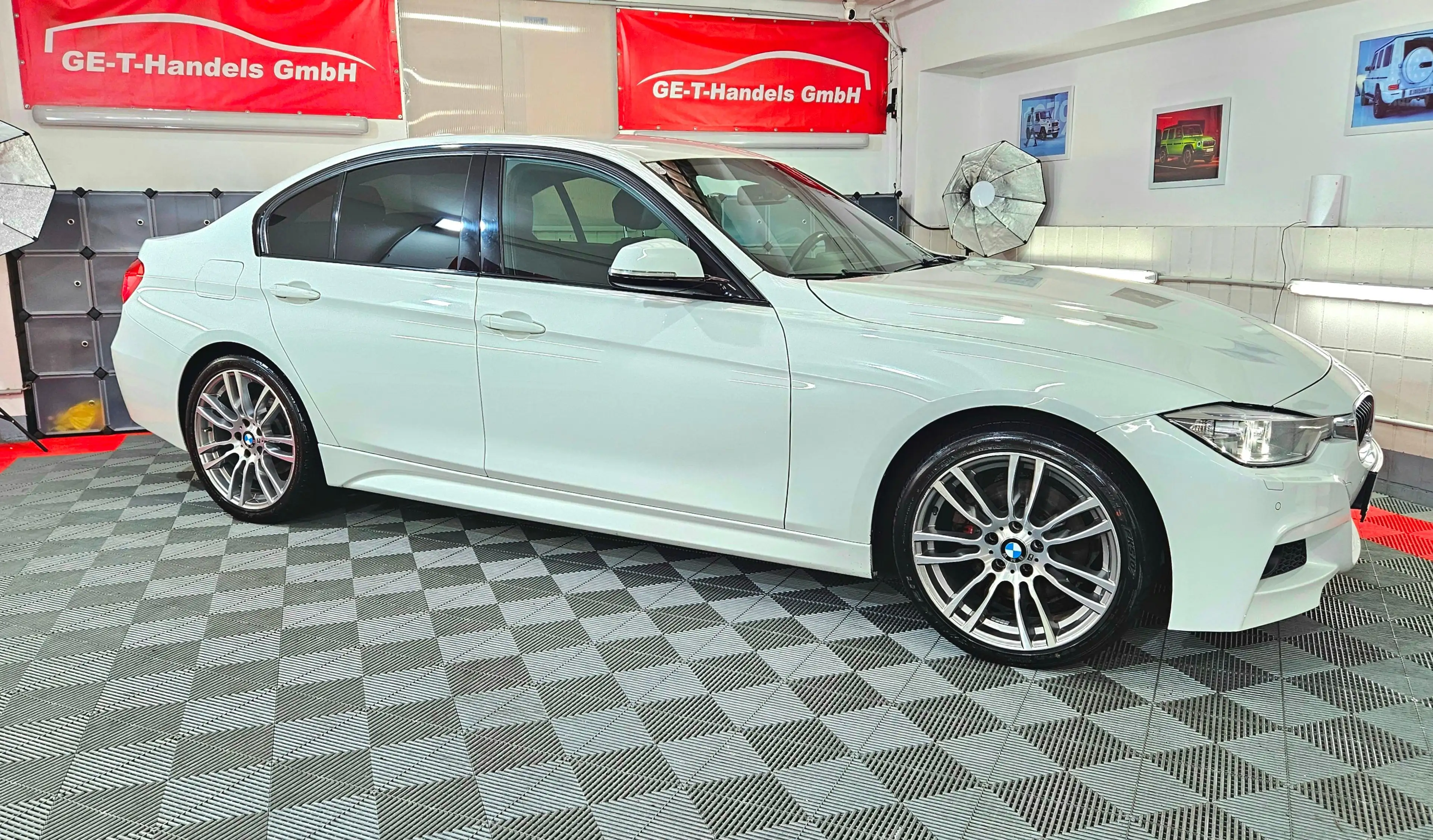 BMW 328 i xDrive M-Paket Aut. LED — photo 2