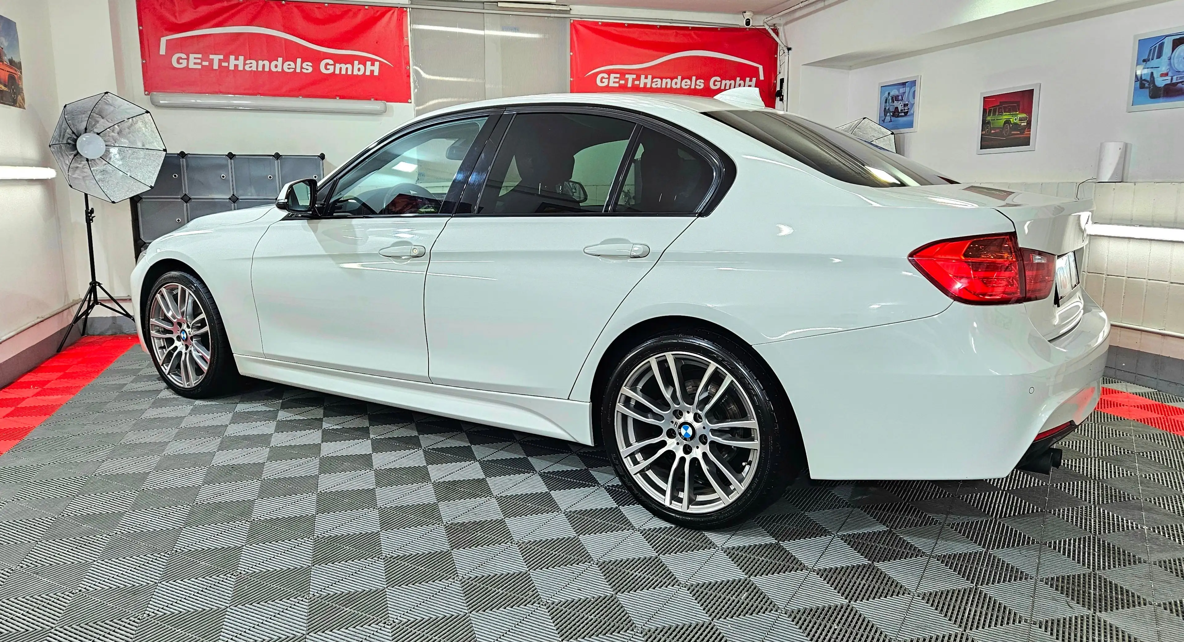 BMW 328 i xDrive M-Paket Aut. LED — photo 10