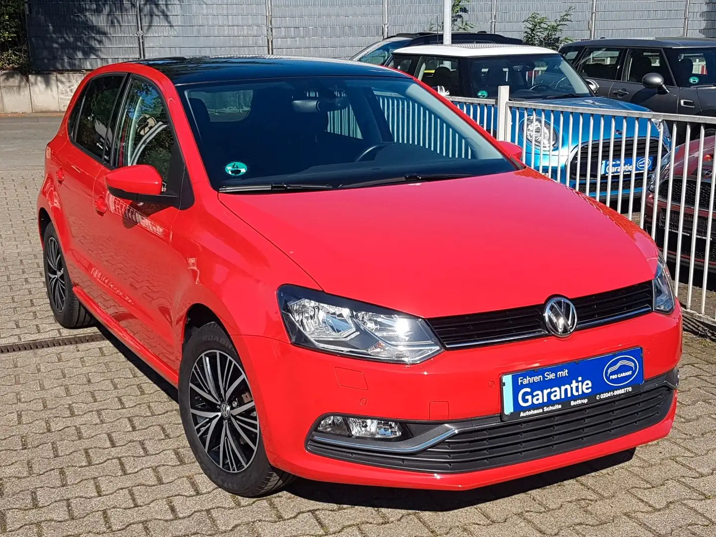 Volkswagen Polo 1.0 ALLSTAR 5-türer Klima Sitzhzg Parkpilot Rot - 1
