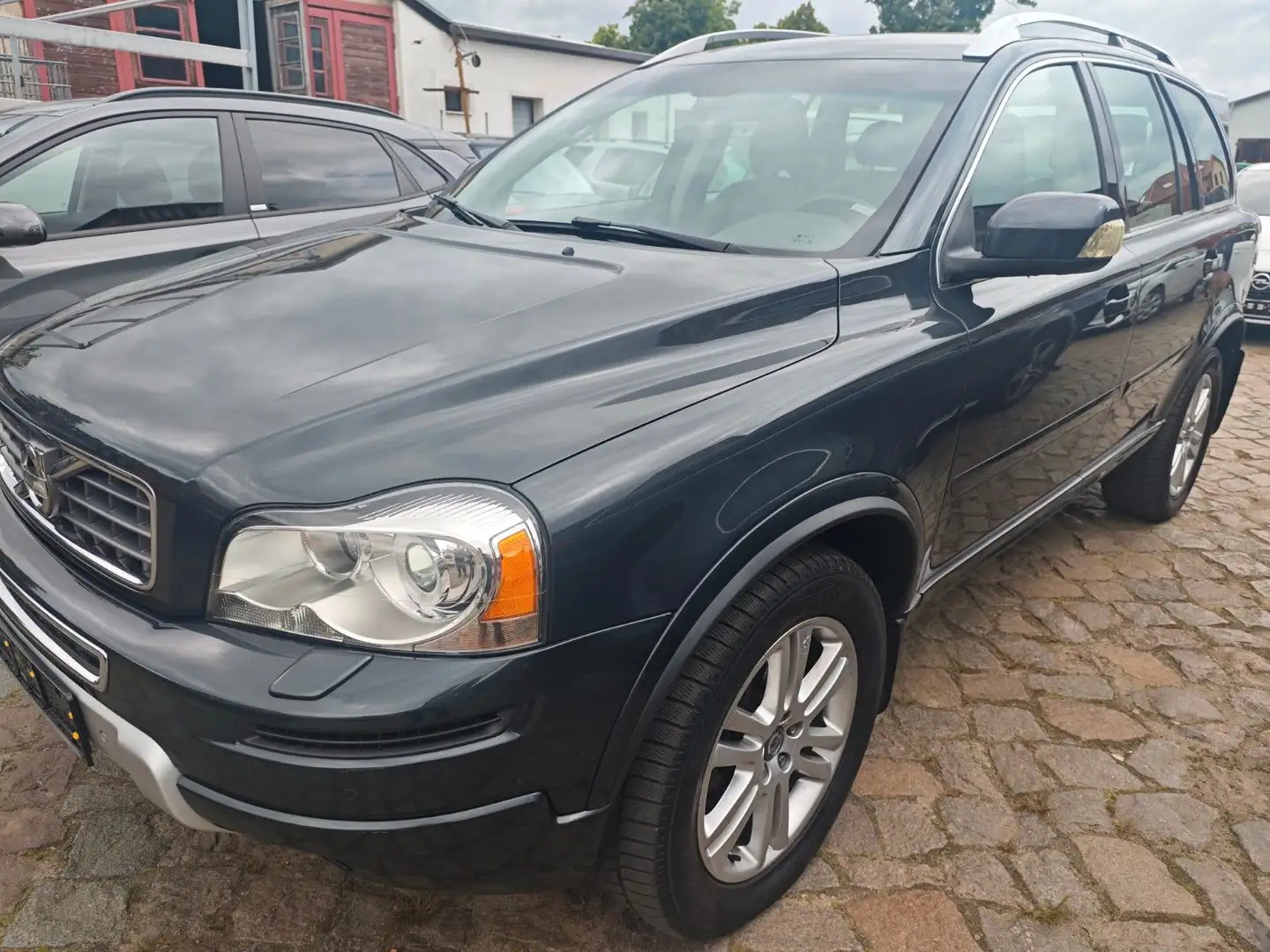 Volvo XC90 XC90 D5 Momentum Geartronic Gris - 1