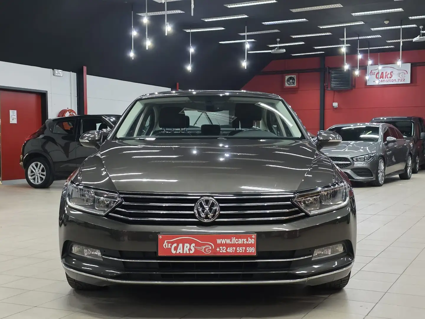 Volkswagen Passat 1.6 CR TDi Highline Business DSG*LEDER*NAVI*CAMERA Marrón - 2