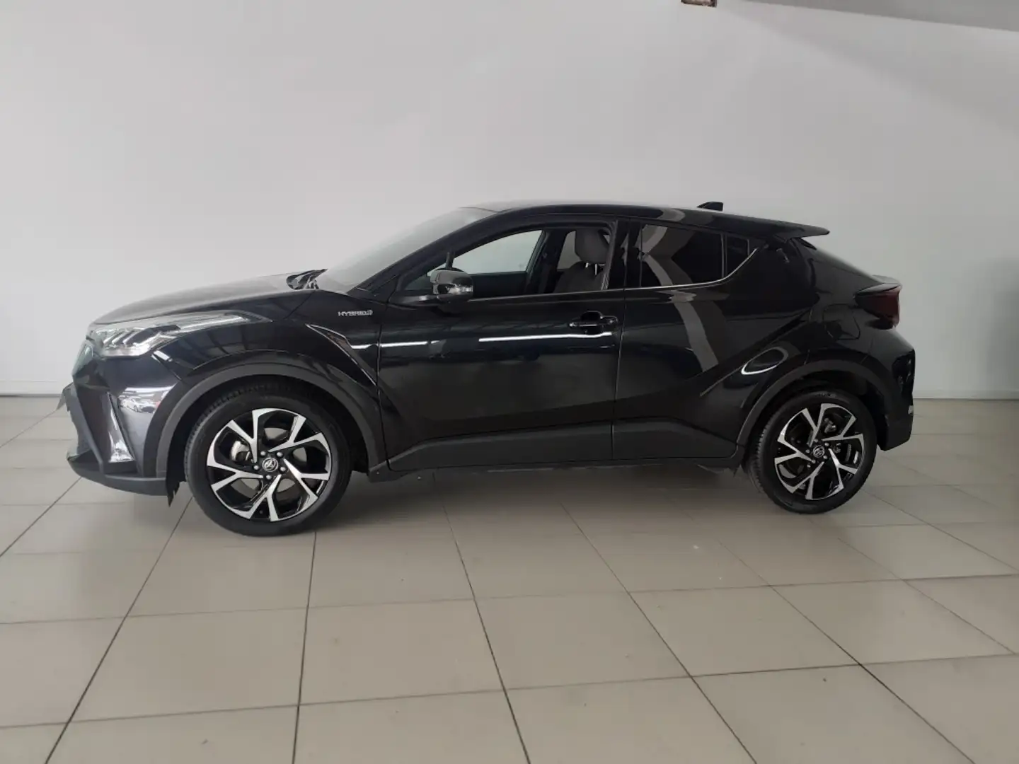Toyota C-HR 125H Advance Noir - 2