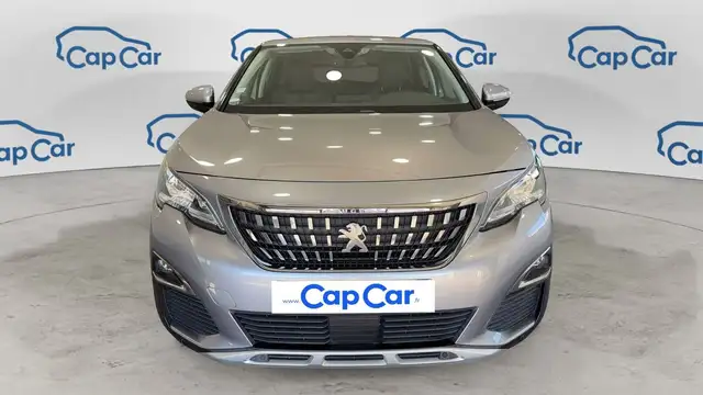 Peugeot 3008 view 5
