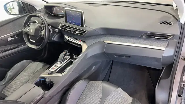 Peugeot 3008 view 10