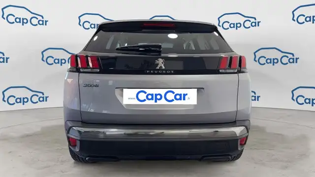 Peugeot 3008 view 3