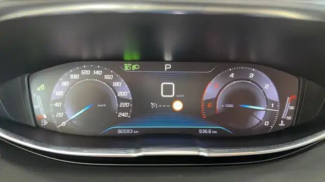 Peugeot 3008 view 12