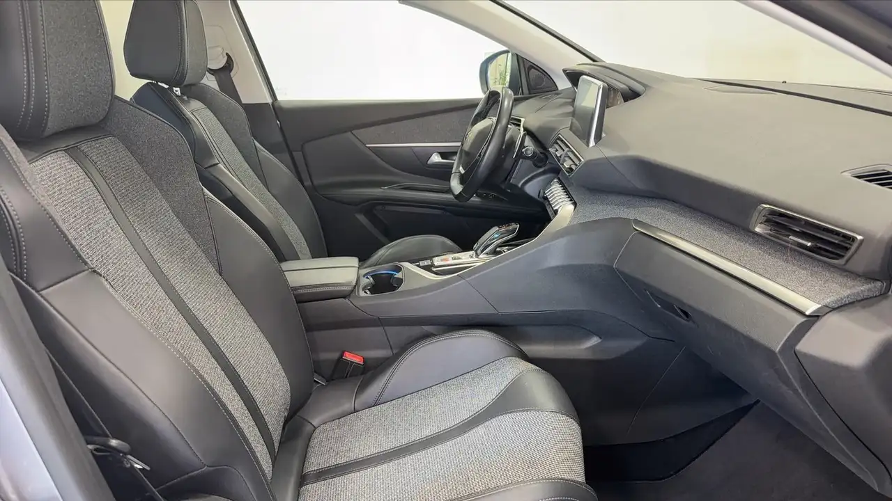 Peugeot 3008 3008 — photo 27