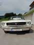 Ford Mustang Coupe Weiß - thumbnail 2
