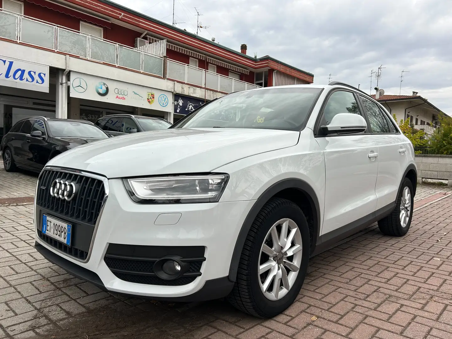 Audi Q3 Q3 I 2011 2.0 tdi Advanced Plus quattro 140cv Blanc - 1