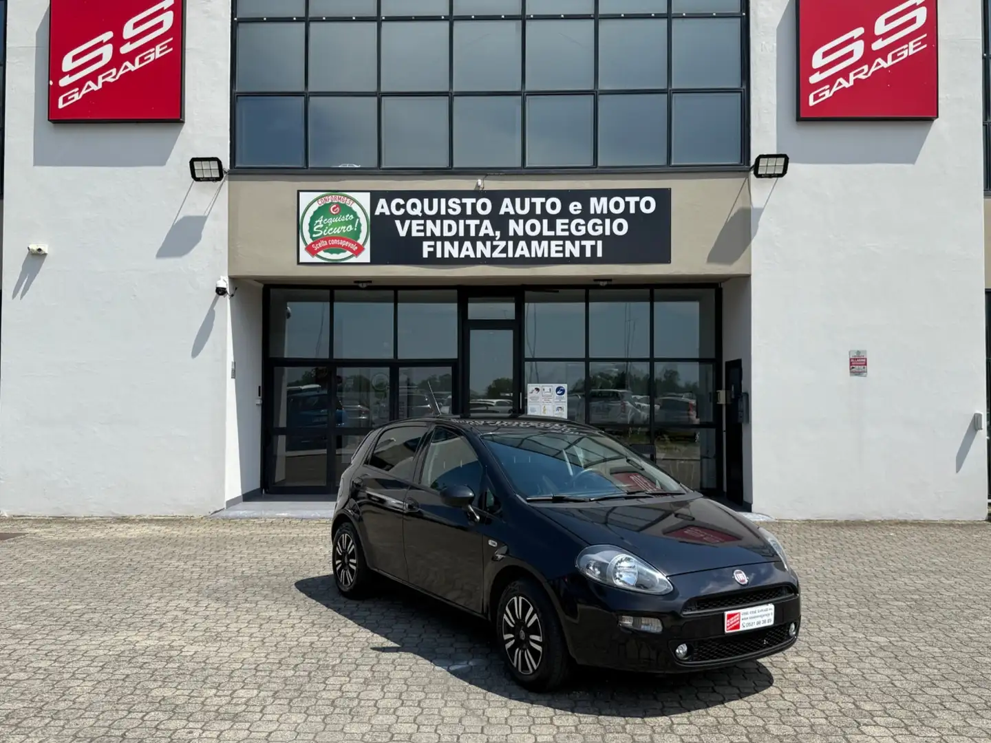 Fiat Punto 1.3 MJT II 75 CV 5 porte Street Nero - 1