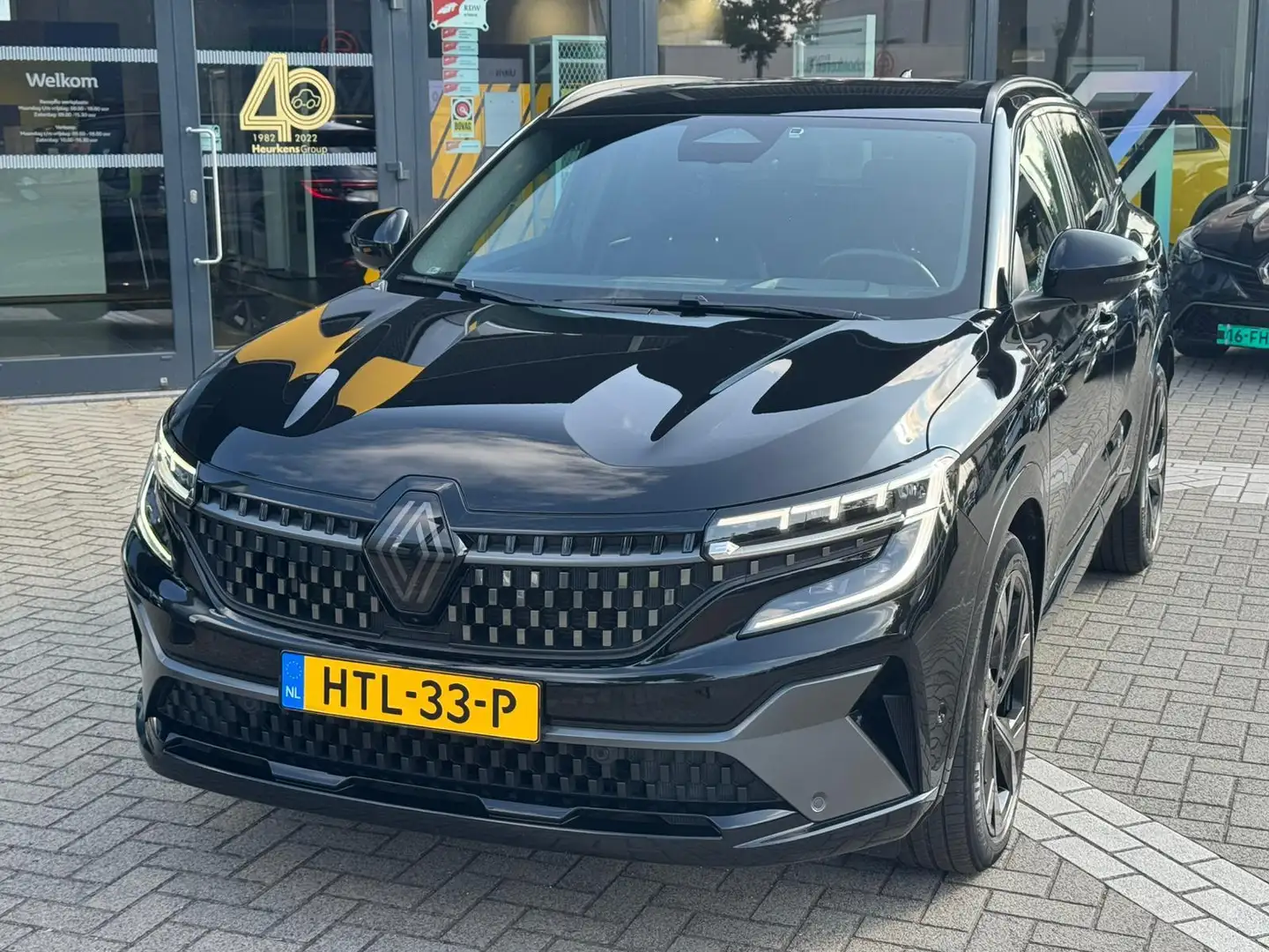 Renault Austral E-Tech full hybrid 200 Techno esprit Alpine | Acht Zwart - 2