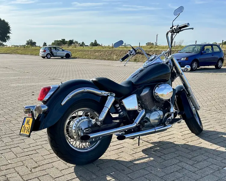 Honda Shadow 750 - foto 4