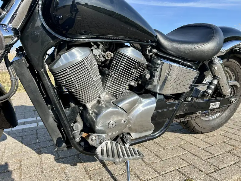 Honda Shadow 750 - foto 7