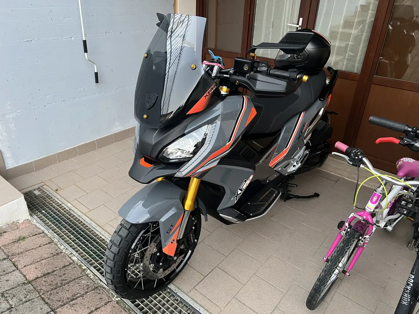 Peugeot XP400 Gris - 2