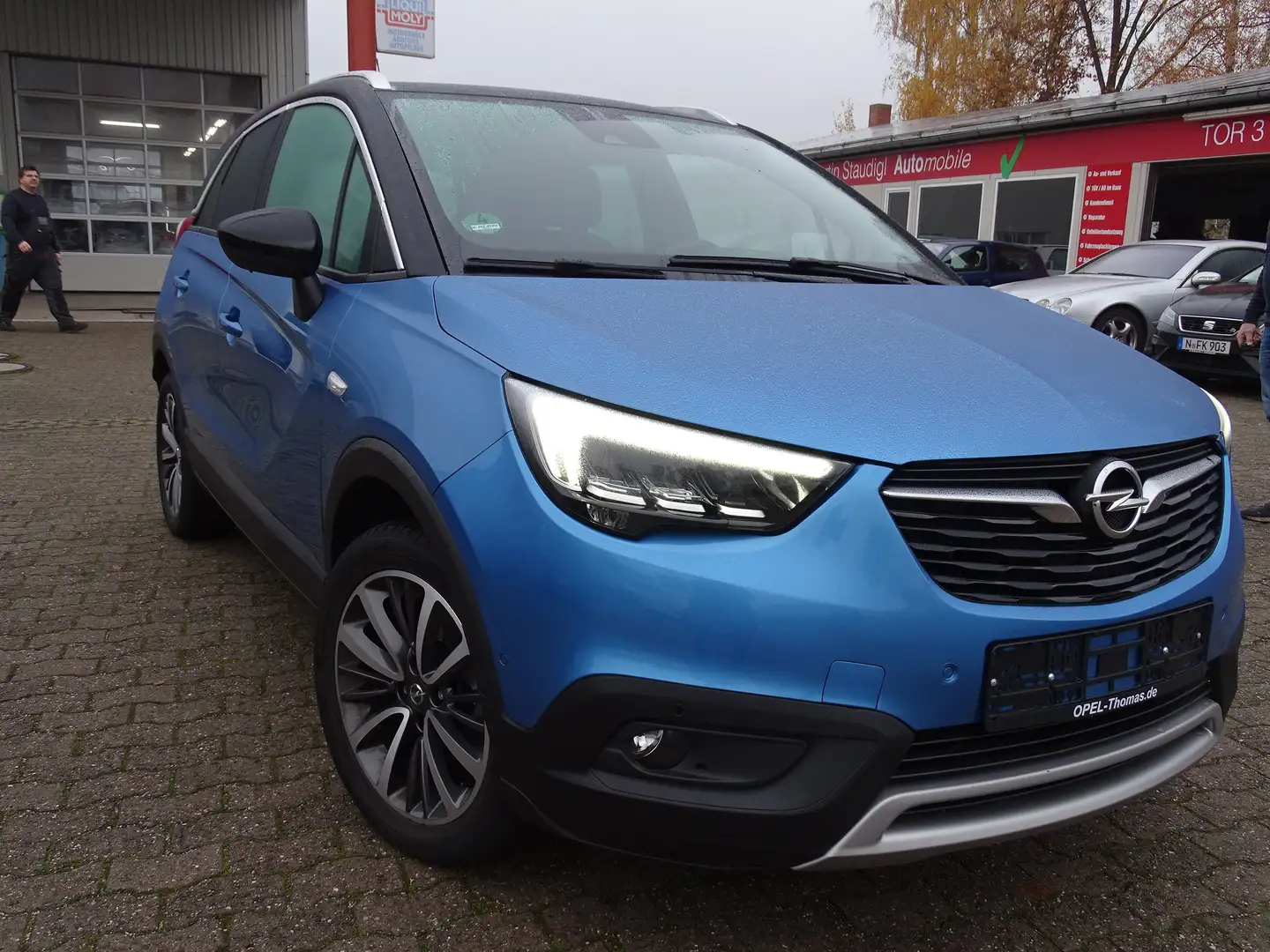 Opel Crossland X Ultimate Bleu - 2