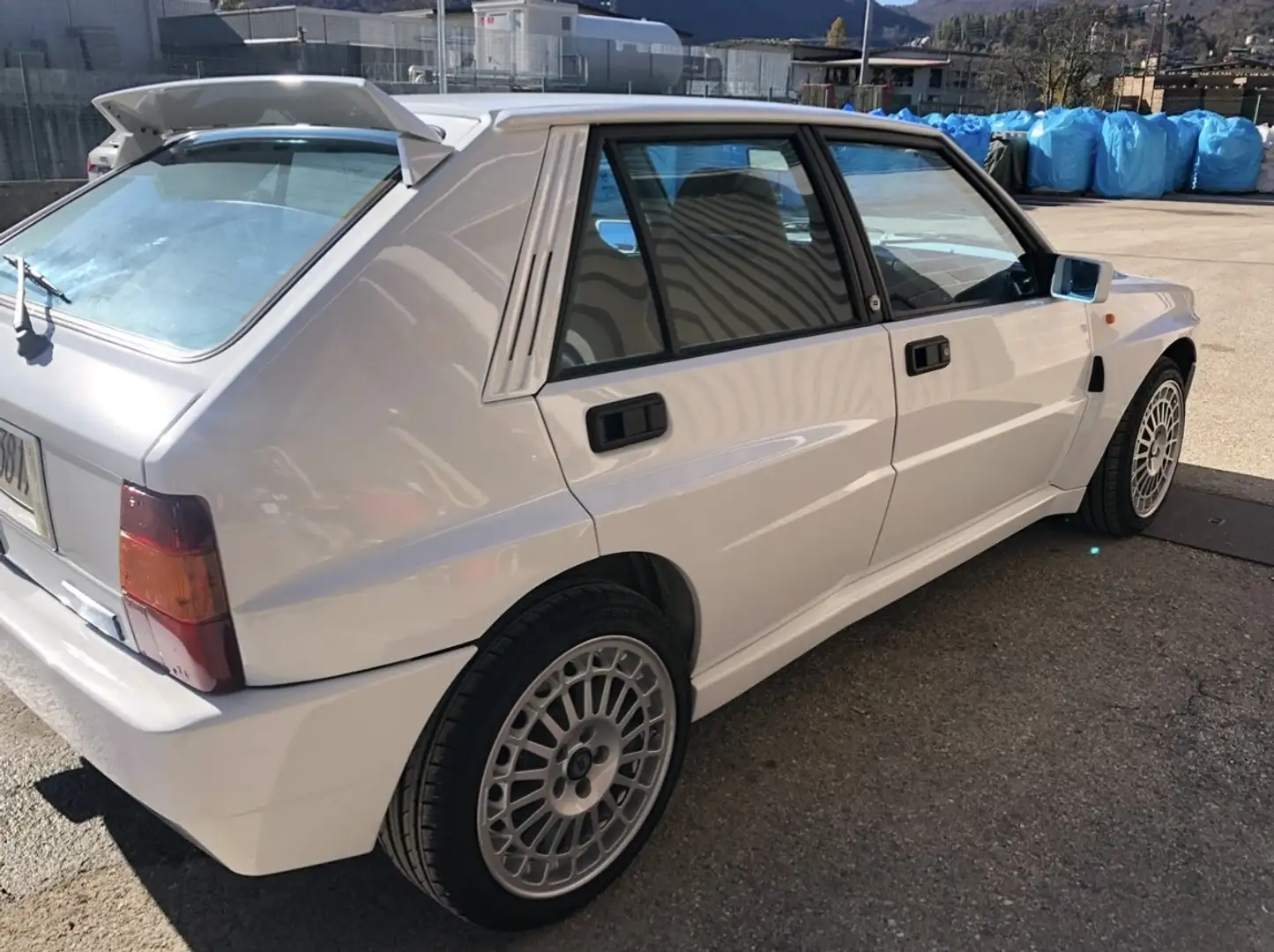 Lancia Delta 2.0 16v HF Integrale cat. Weiß - 1