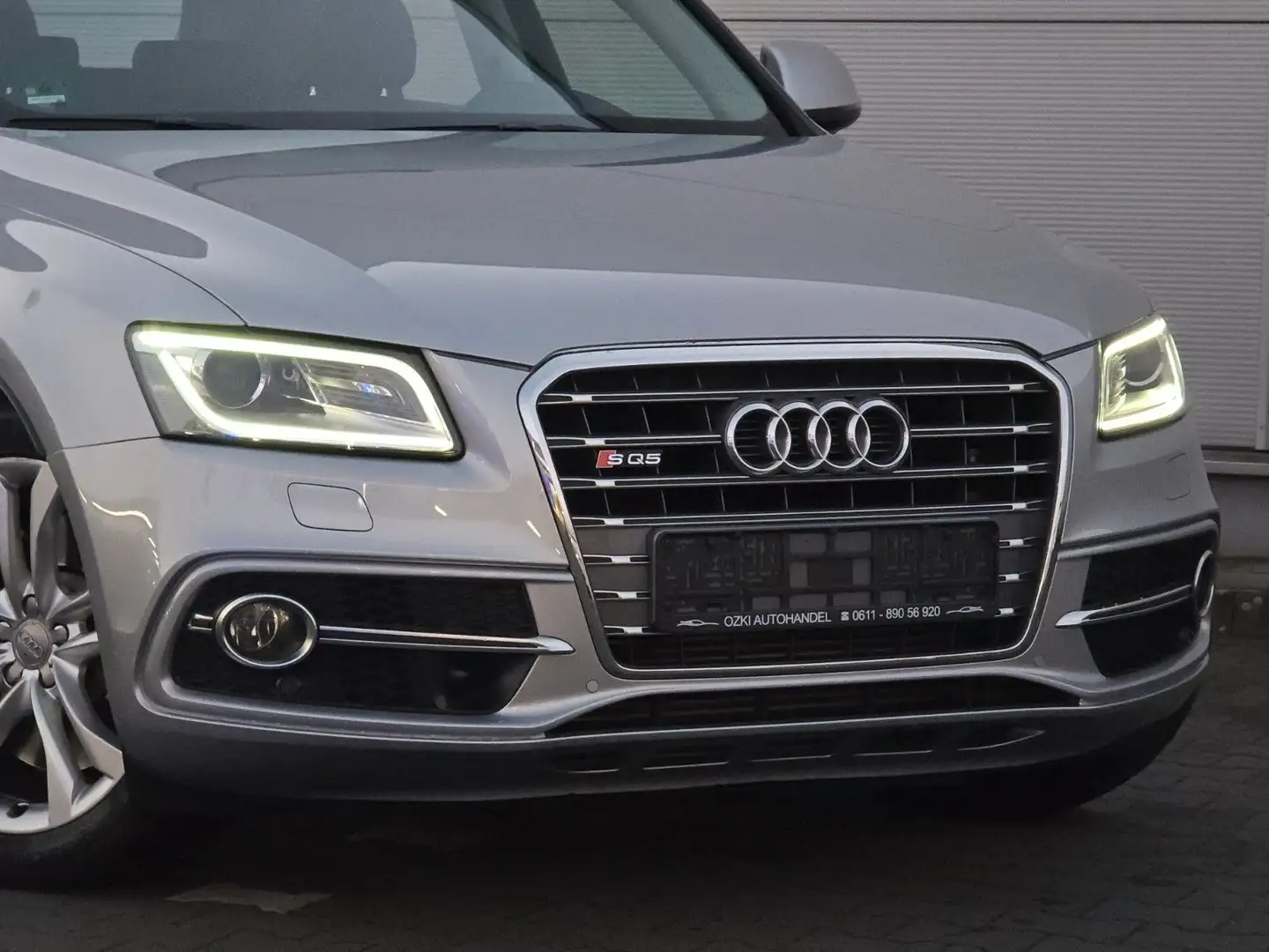 Audi SQ5 quattro (Panorama/Leder/Kamera) Argent - 2
