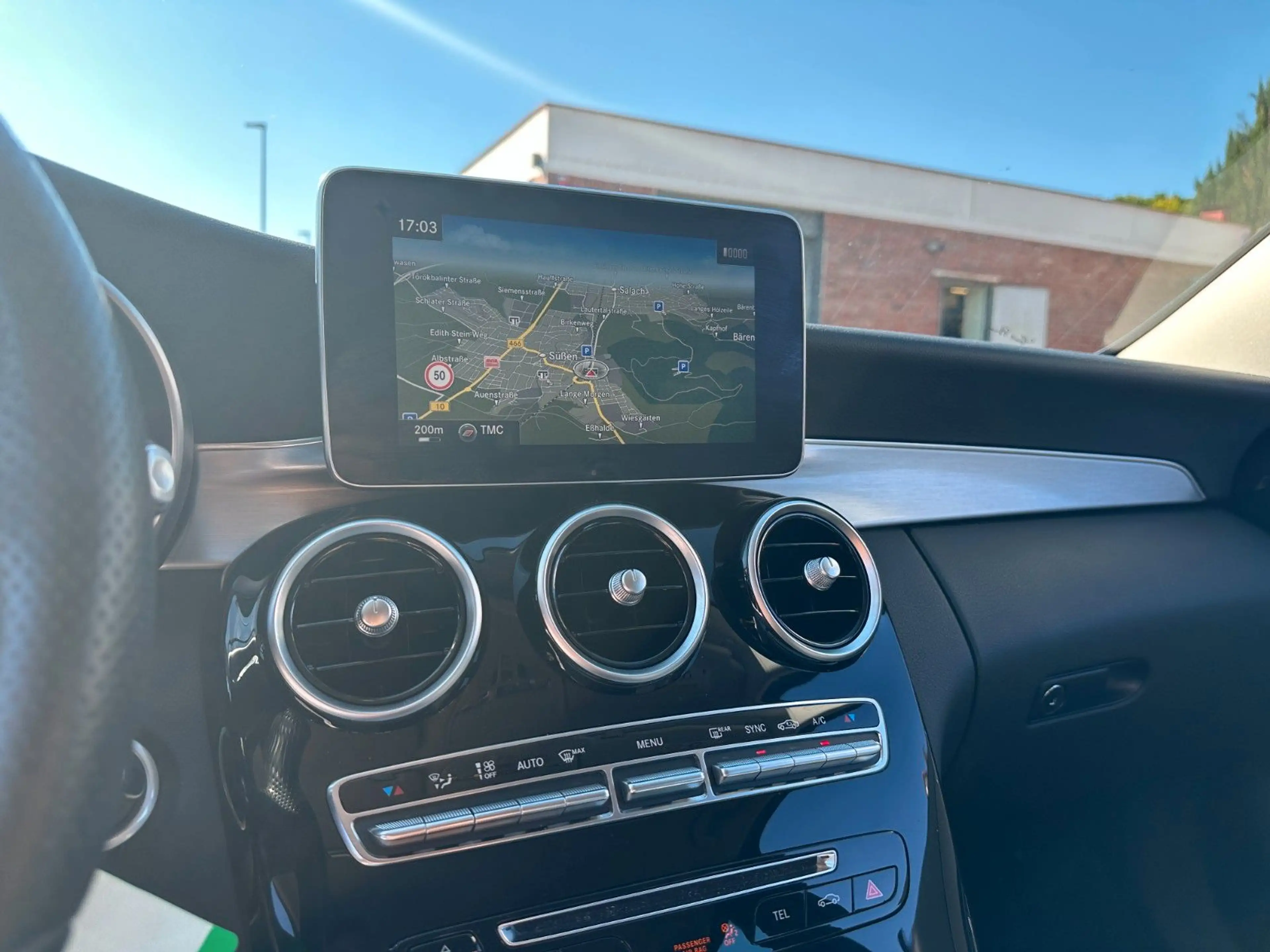 Mercedes-Benz C 250 CGI 7G*HEAD-UP*ILS*S-DACH*DISTRONIC*COMAND — photo 6