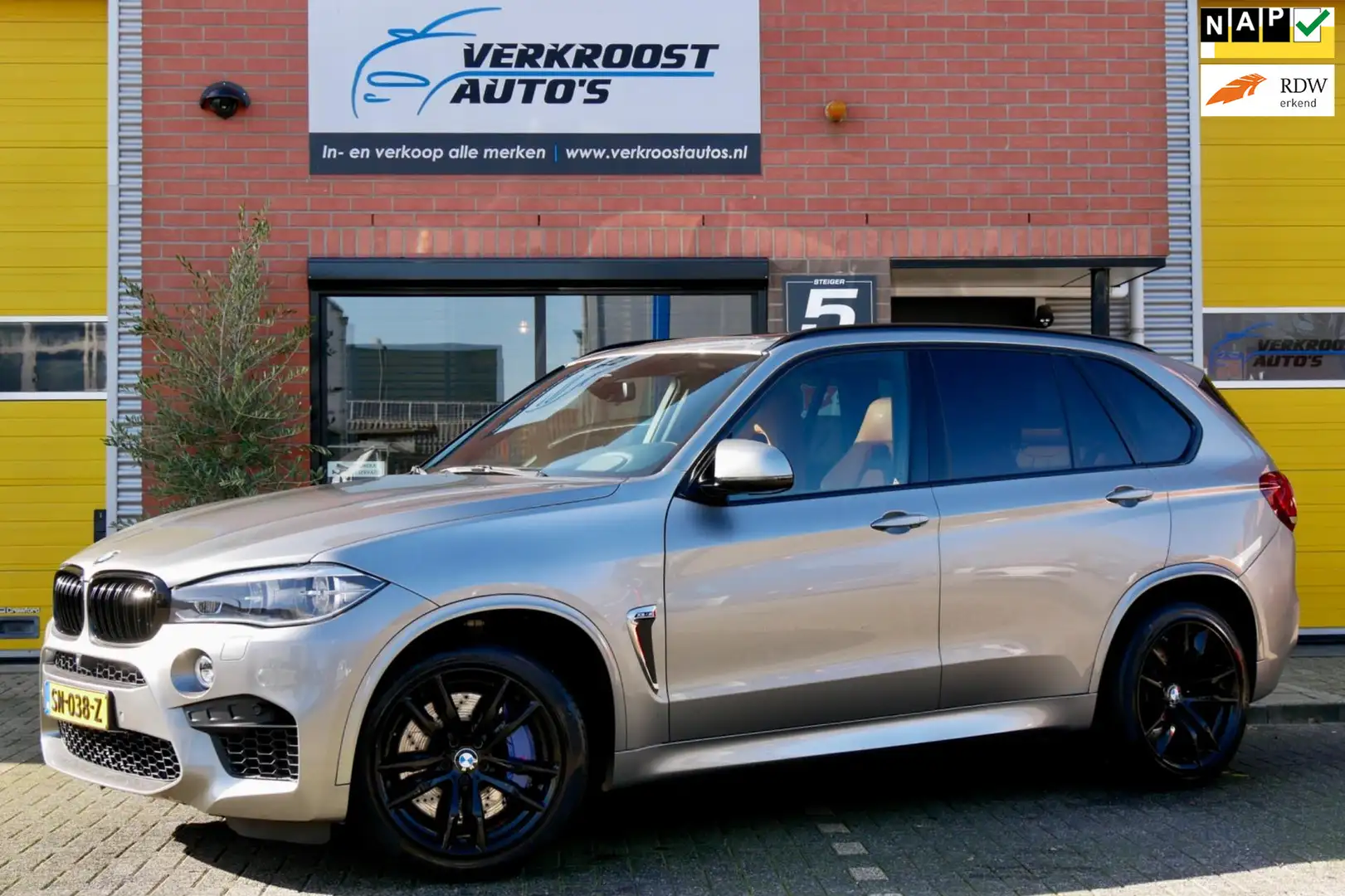 BMW X5 X5M. pano. alcan hemel. camera. clima achter. Hud Šedá - 1