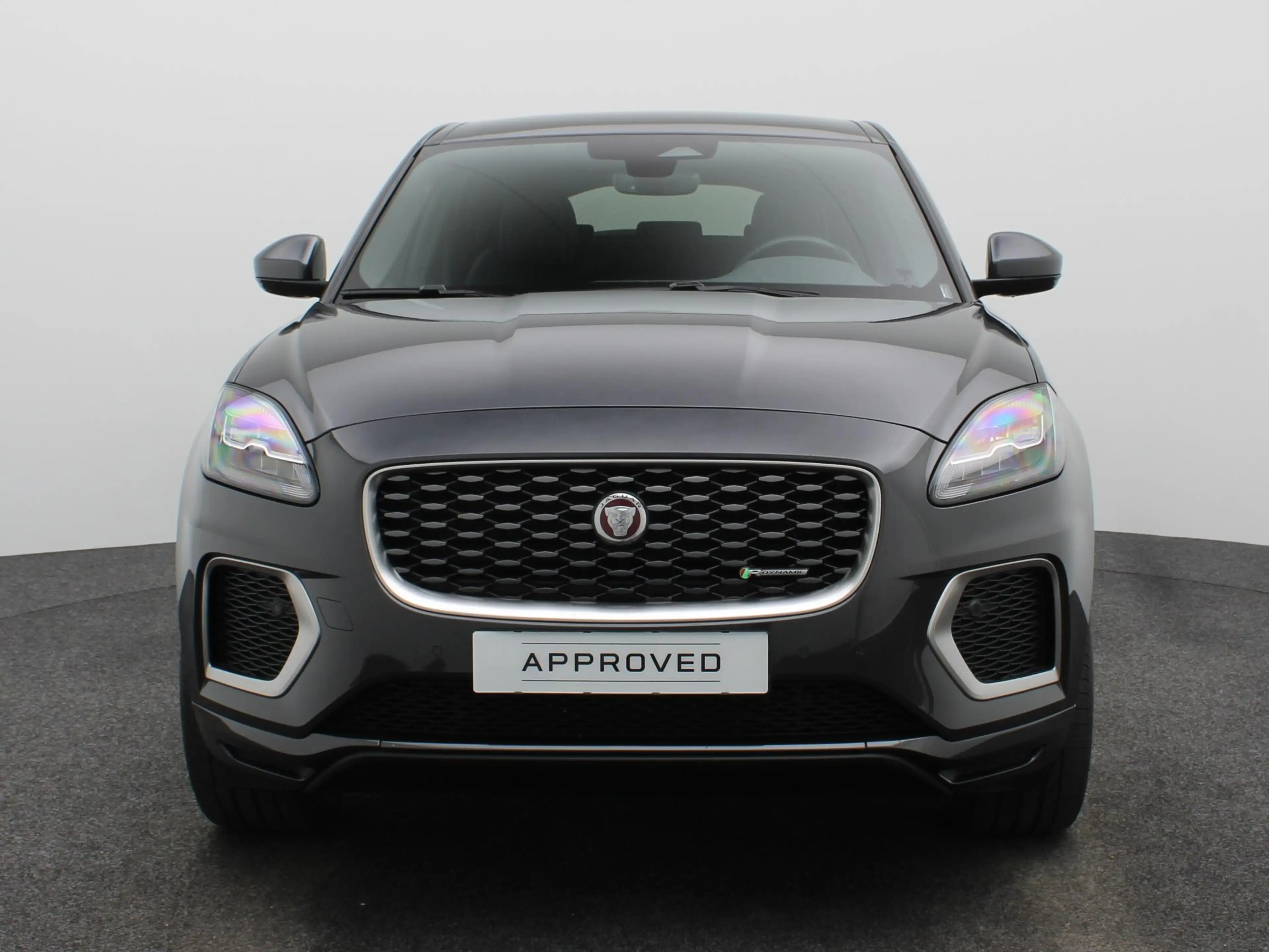 Jaguar E-Pace 1.5 P300e AWD R-Dynamic S | Trekhaak elektrisch ui — photo 4