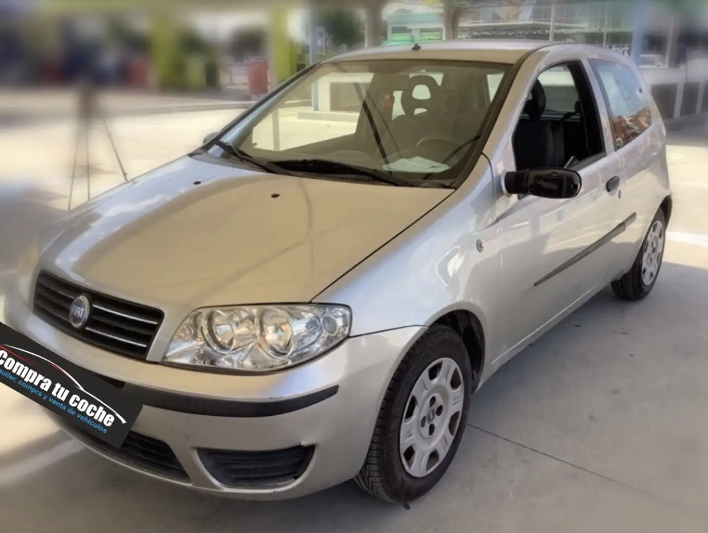 Fiat Punto 1.2 Active Plateado - 1