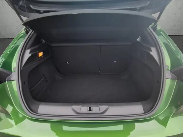 Peugeot 308 view 7