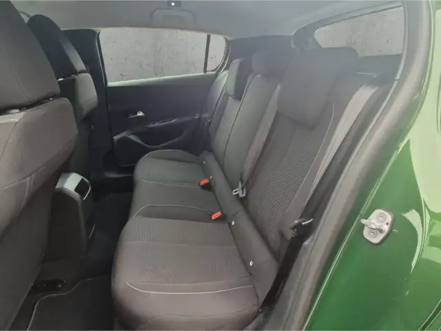 Peugeot 308 view 8