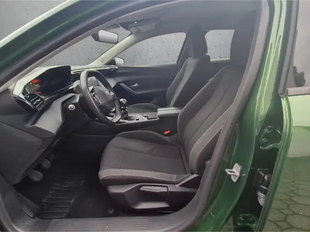 Peugeot 308 view 9