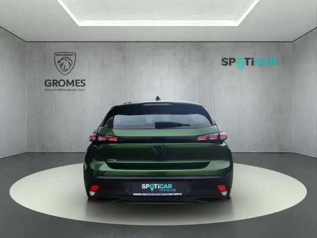 Peugeot 308 view 4
