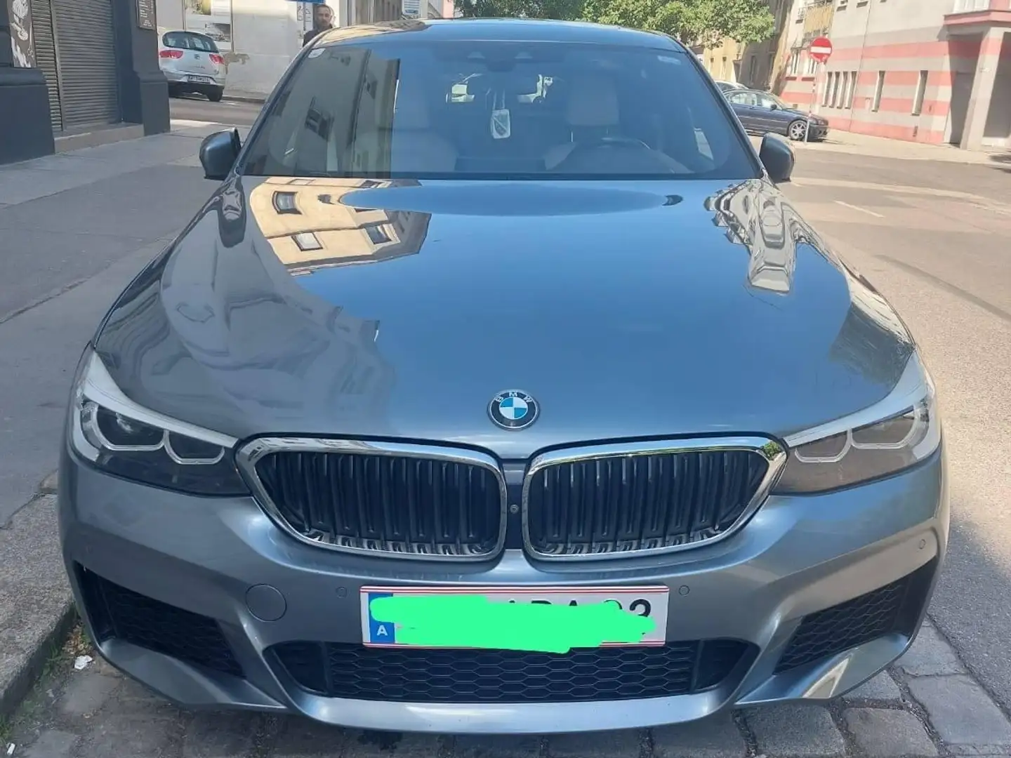 BMW 630 630d xDrive Gran Turismo Aut. Silber - 2