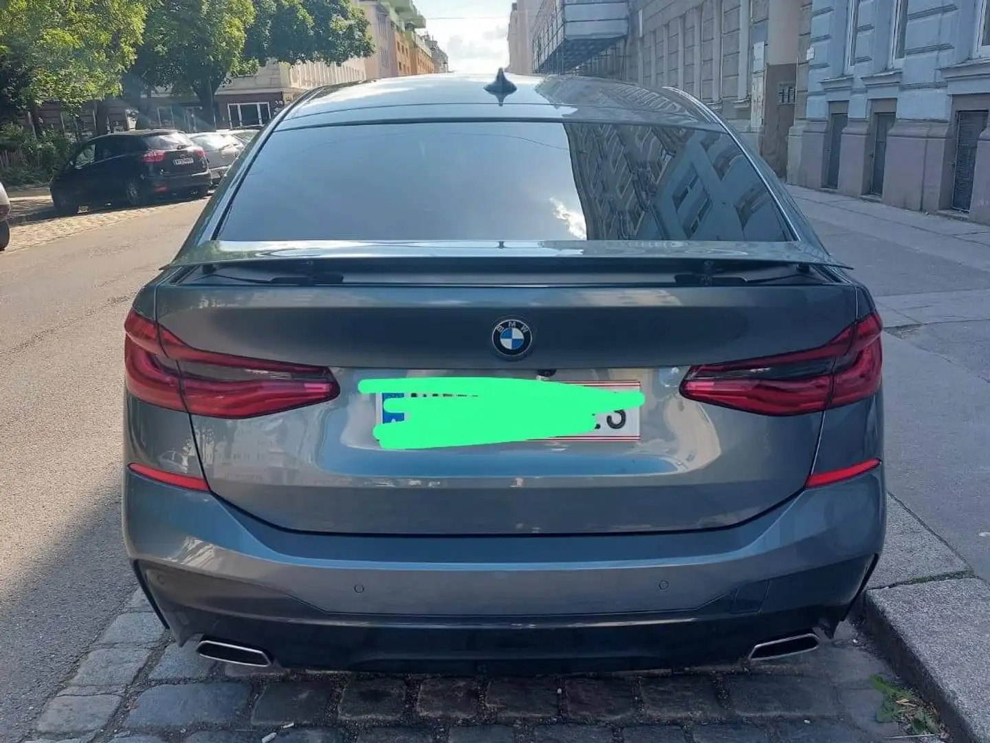 BMW 630 630d xDrive Gran Turismo Aut. Silber - 1