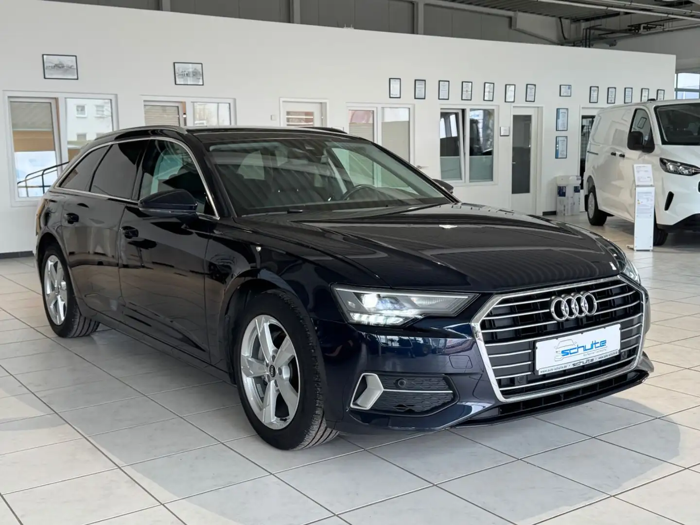 Audi A6 Avant 35 TDI sport*Pano*Navi* Blau - 2