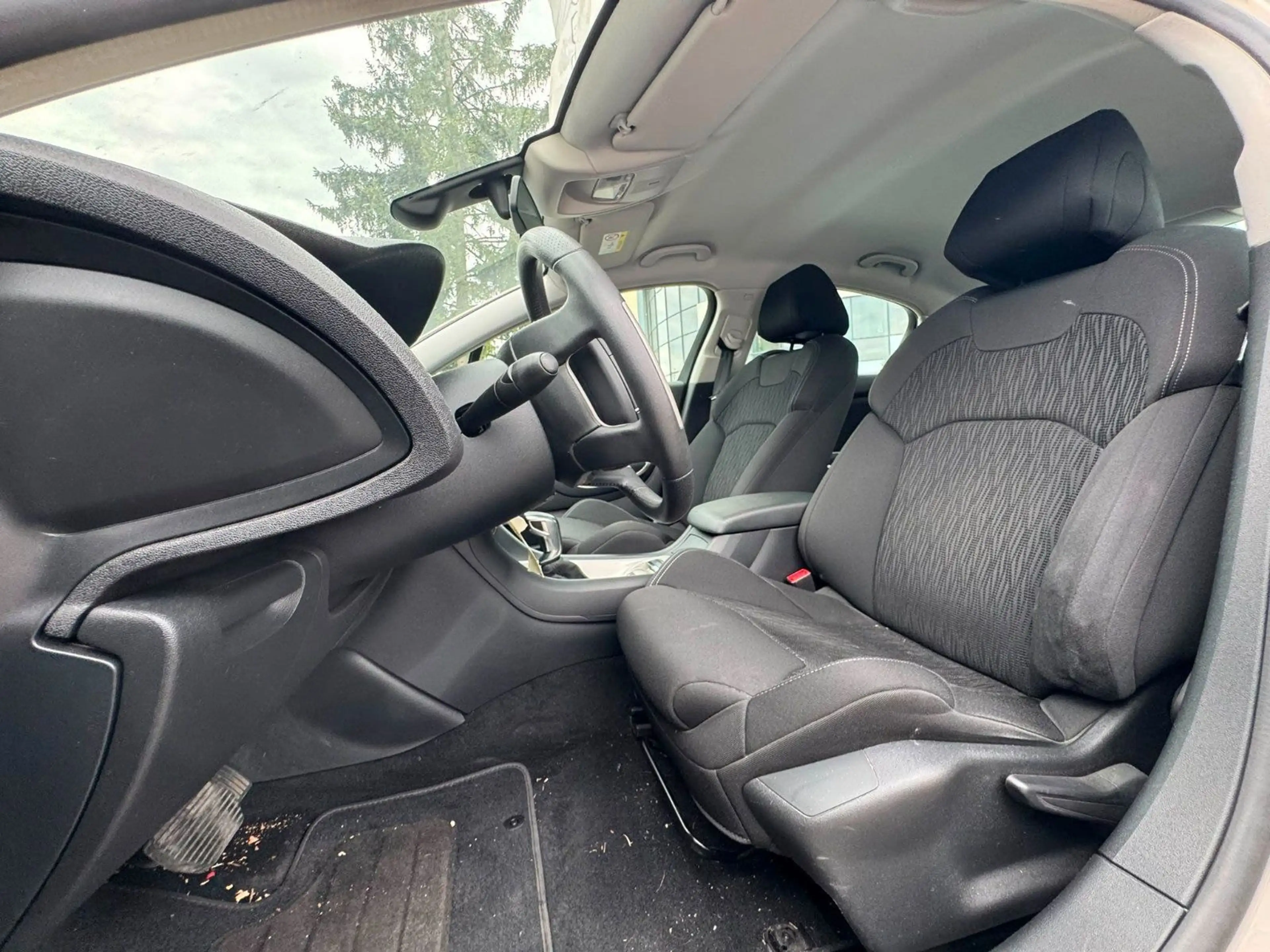 Citroen C5 C5 Confort NAVI. BT. AUTOMATIK. PDF — photo 9