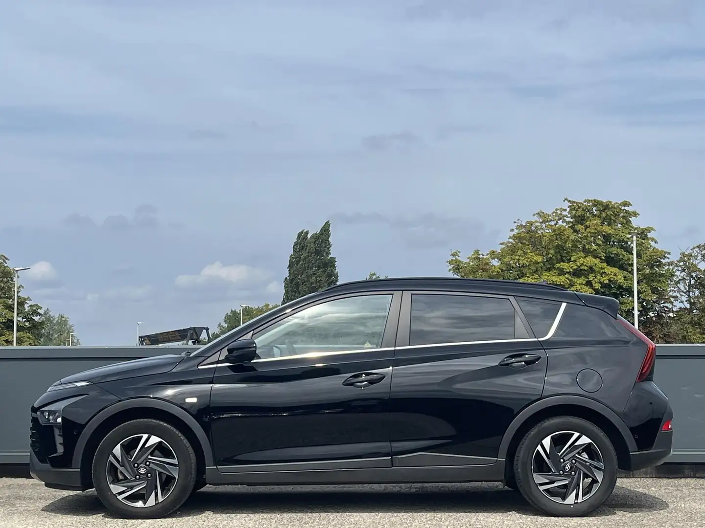 Hyundai BAYON 1.0 T-GDI 100PK Premium | Multimedia Navi | Apple Noir - 2