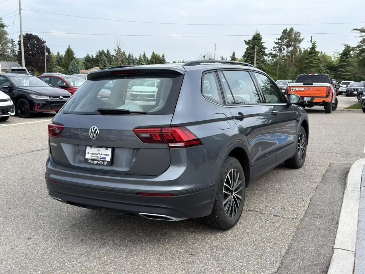 Volkswagen Tiguan снимка Volkswagen Tiguan