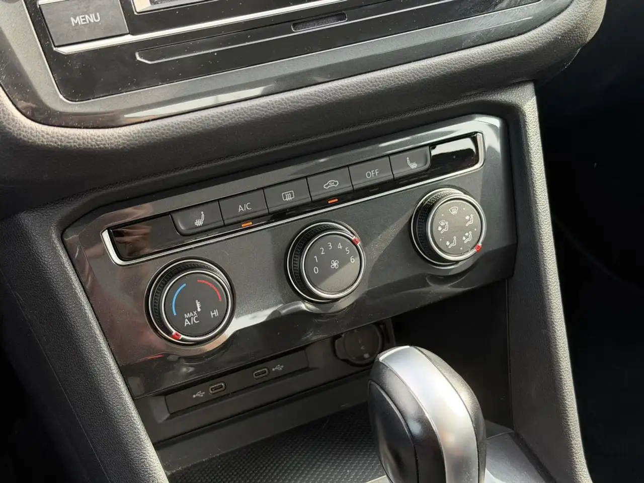 Volkswagen Tiguan снимка Volkswagen Tiguan