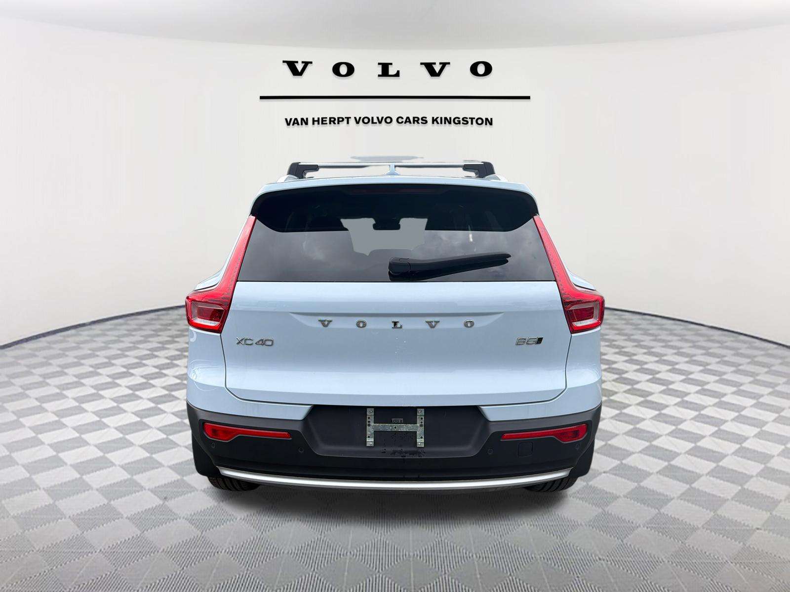 2024 Volvo XC40