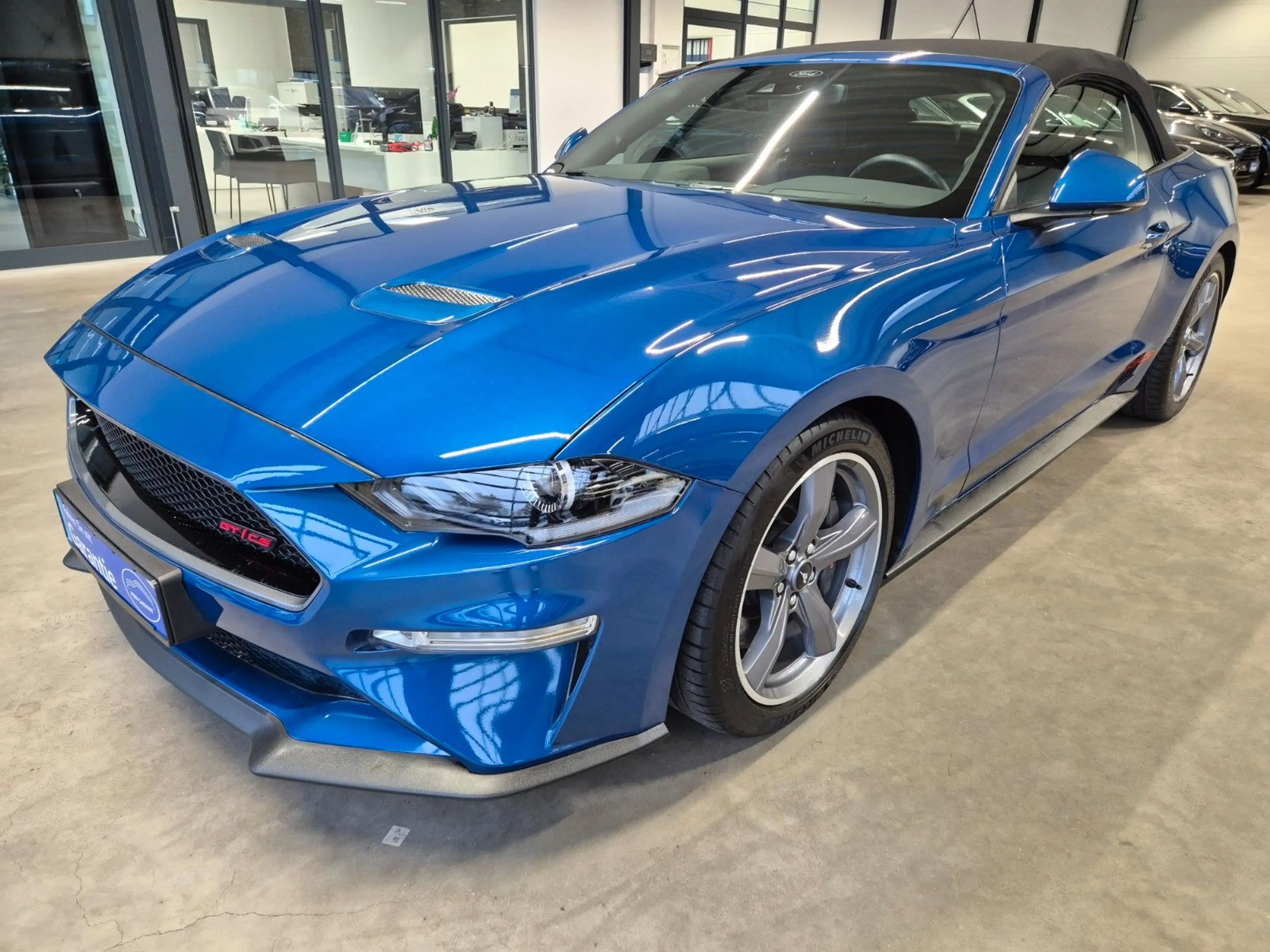 Ford Mustang MUSTANG GT CS CABRIOLET M-RIDE PREMIUM LEDER ACC — photo 2