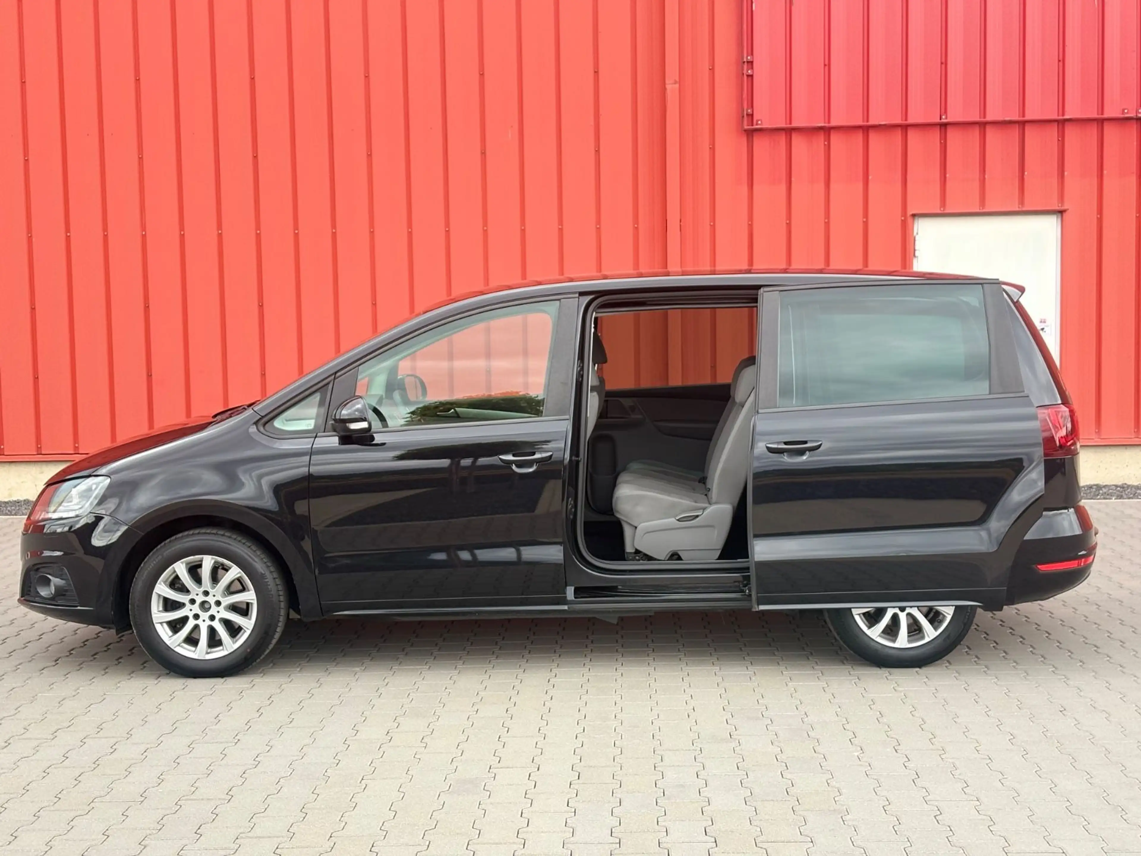 SEAT Alhambra Reference 2.0TDI 7Sizter AHK EU6 TOP — photo 3