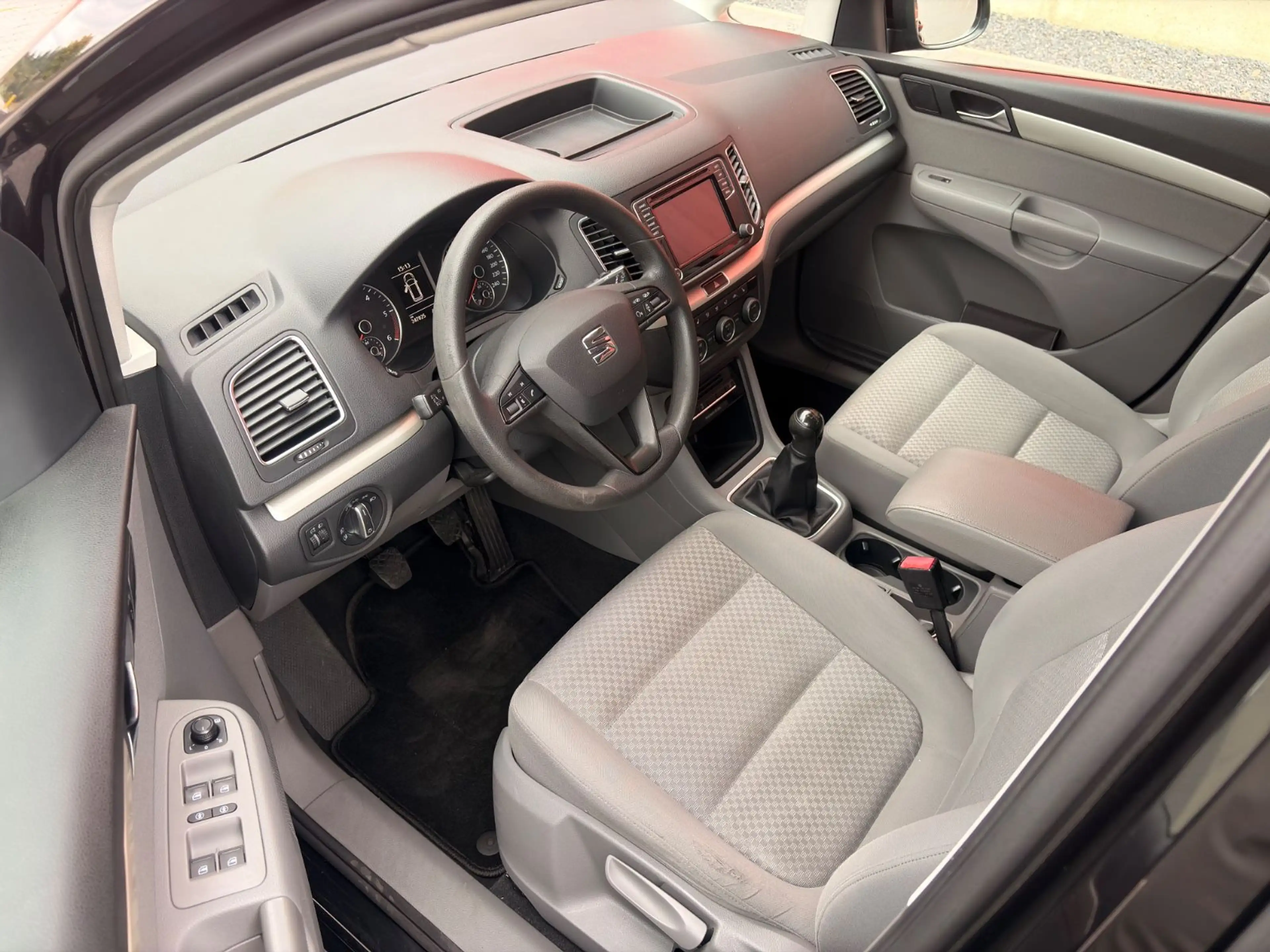 SEAT Alhambra Reference 2.0TDI 7Sizter AHK EU6 TOP — photo 15