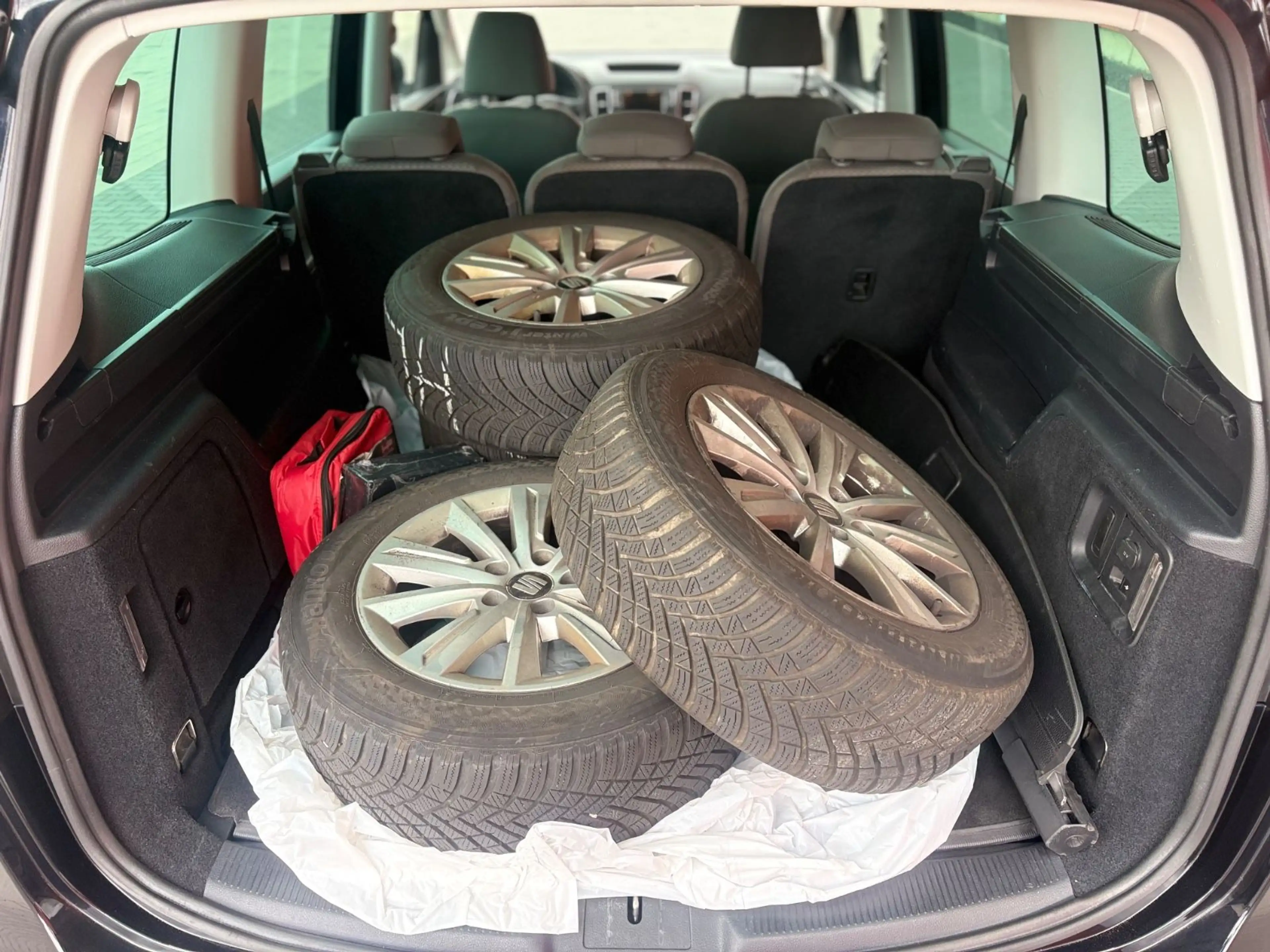 SEAT Alhambra Reference 2.0TDI 7Sizter AHK EU6 TOP — photo 6
