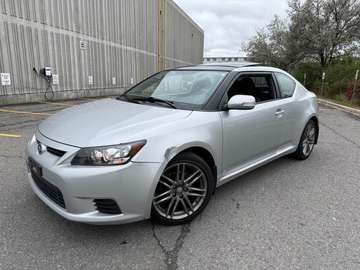 LOW KMS / SUPER CLEAN CAR / MANUAL