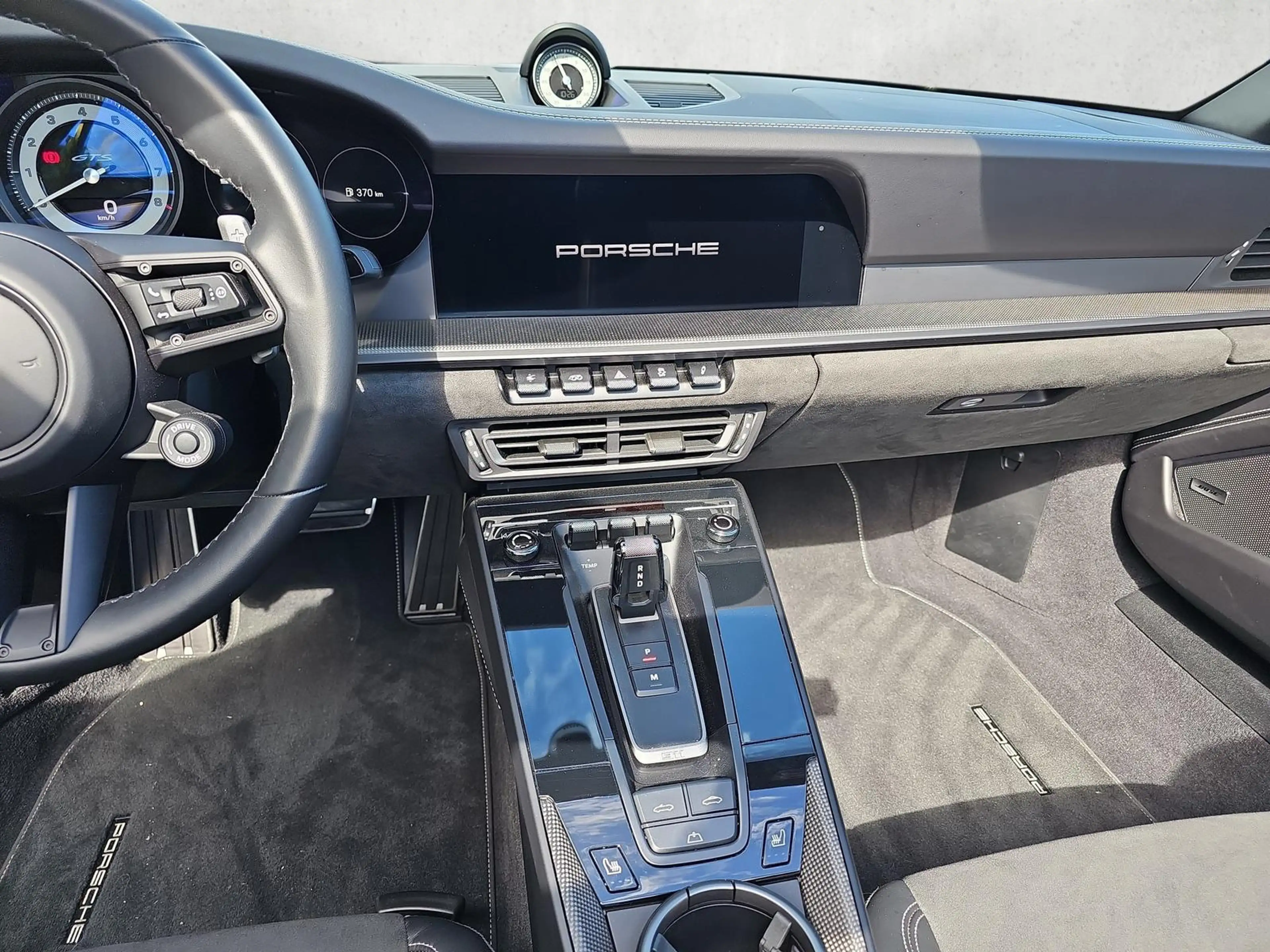 Porsche 911 Cabriolet Carrera GTS Matrix Bose InnoDrive GT-... — photo 14
