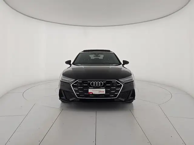 Audi A7 view 7
