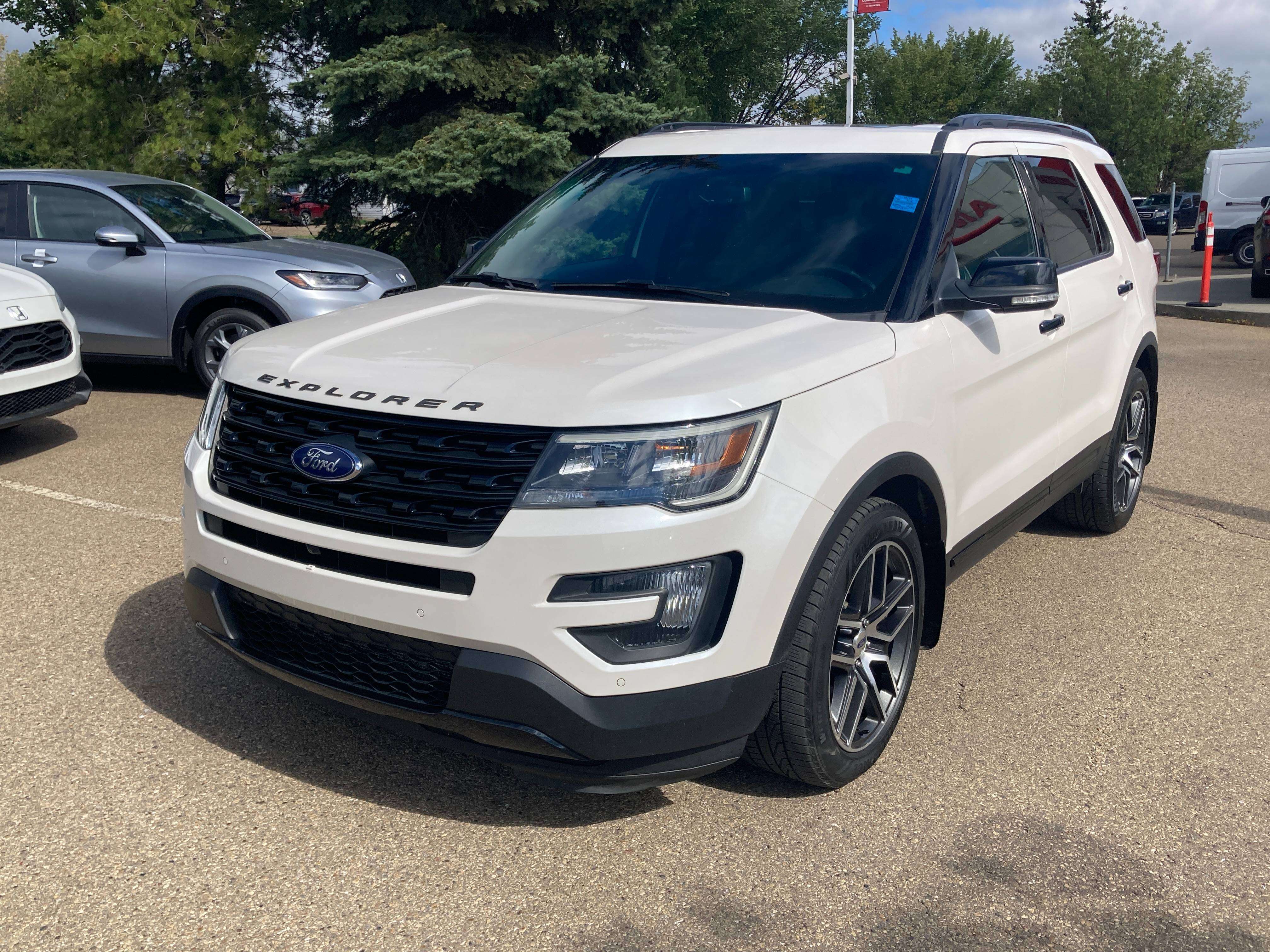 used 2016 Ford Explorer car