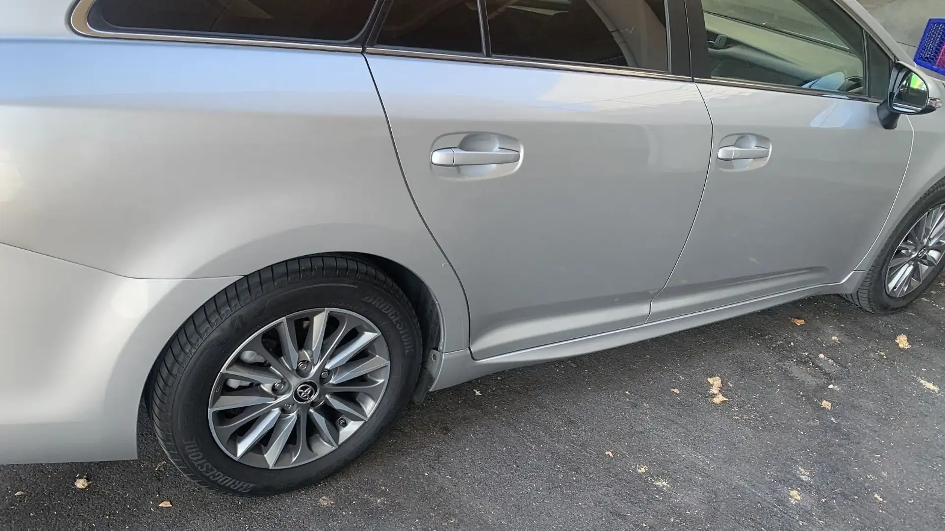 Toyota Avensis TS 115D Business Šedá - 2
