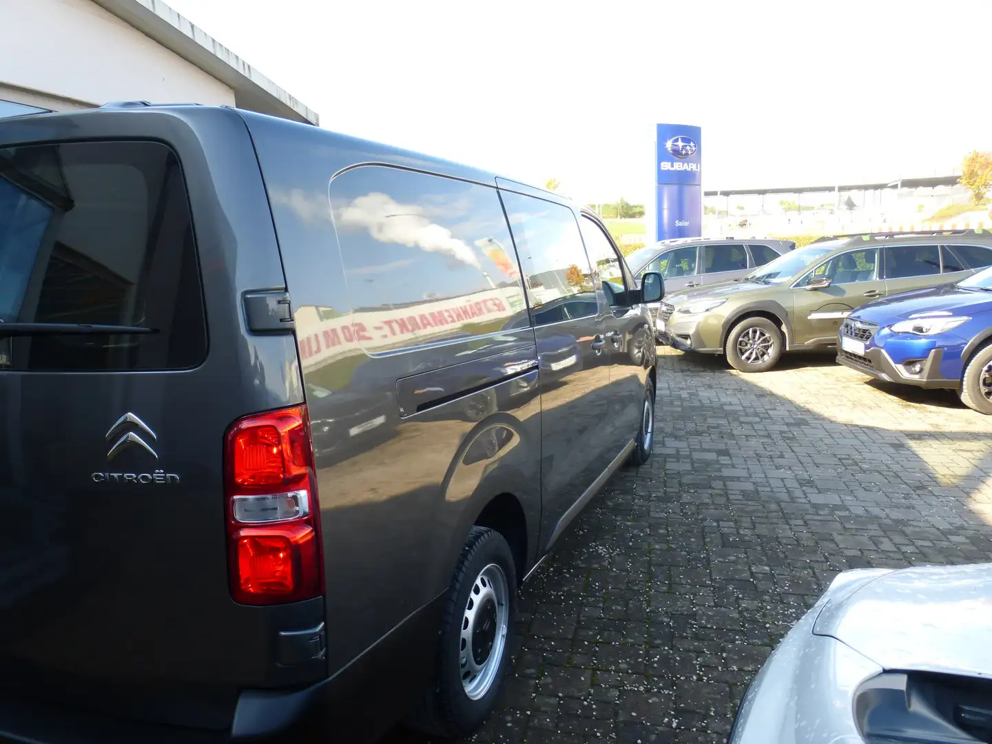Citroen Jumpy XL BlueHDi 180 EAT8 business Kasten Grijs - 2